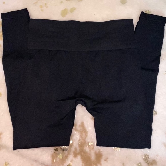 SOLD Gymshark - Picture 6 of 8